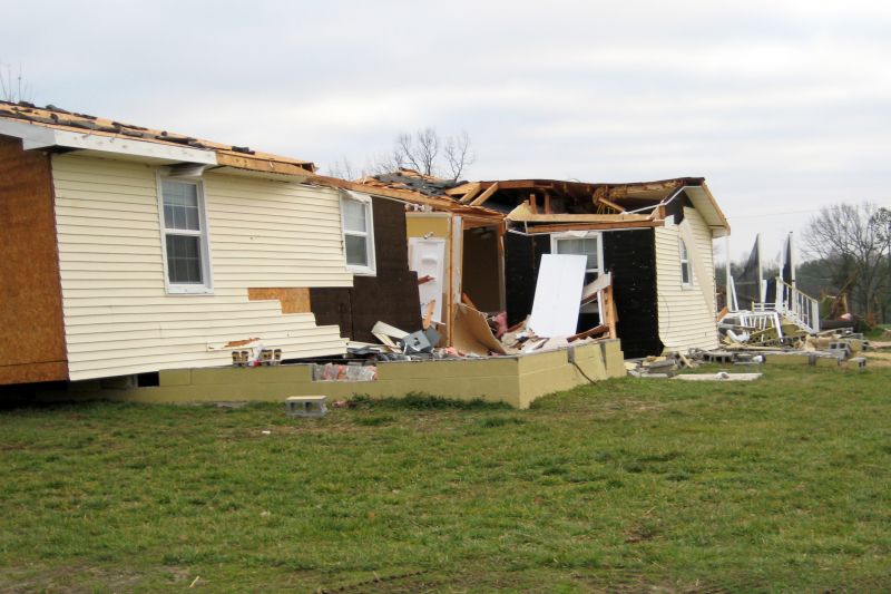 Local Tornado Damage Restoration in Lake Orion, MI