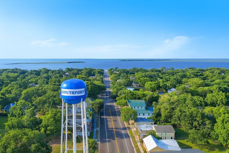 Local Storm Damage Cleanup in Southport, NC